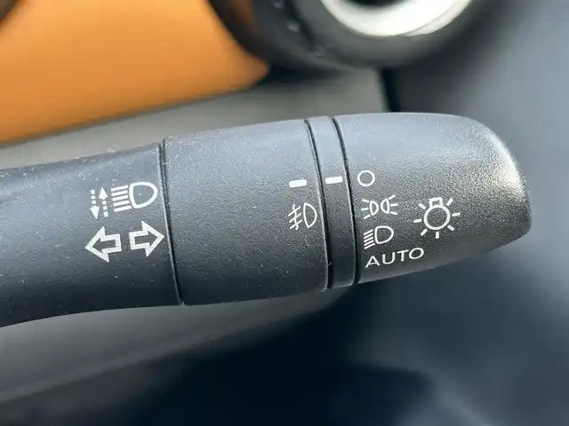 日産 キックス X ツートーンインテリアED 群馬県 2020(令2)年 6.7万km プレミアムホライズンオレンジ/ピュアブラック 2トーン 純正9型ナビ(MM320D-L)/CD・DVD・BT・フルセグ/アラウンドビューモニター/インテリジェントルームミラー/前後ドライブレコーダー/ビルトインETC/前席シートヒーター/ステアリングヒーター/追従式クルーズコントロール/横滑り防止装置/レーンキープアシスト/衝突軽減ブレーキ/アイドリングストップ/純正アルミホイール/LEDヘッドライト