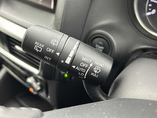 マツダ ＣＸ－５ XD Lパッケージ 大阪府 2015(平27)年 2.8万km クリスタルホワイトパールマイカ 純正SDナビ/【BT/フルセグテレビ/USB/AUX/DVD]/BOSEスピーカー/バックカメラ/ＥＴＣ/ブラインドスポットモニター/衝突被害軽減システム/コーナーセンサー　後ろ/レーンキープアシスト/クルーズコントロール/アイドリングストップ/オートライト/パワーシート　D+N席/シートヒーター　D+N席/純正19インチアルミホイール/純正フロアマット/スペアキー