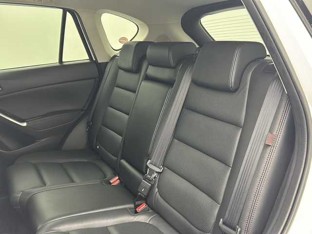 マツダ ＣＸ－５ XD Lパッケージ 大阪府 2015(平27)年 2.8万km クリスタルホワイトパールマイカ 純正SDナビ/【BT/フルセグテレビ/USB/AUX/DVD]/BOSEスピーカー/バックカメラ/ＥＴＣ/ブラインドスポットモニター/衝突被害軽減システム/コーナーセンサー　後ろ/レーンキープアシスト/クルーズコントロール/アイドリングストップ/オートライト/パワーシート　D+N席/シートヒーター　D+N席/純正19インチアルミホイール/純正フロアマット/スペアキー