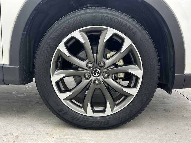 マツダ ＣＸ－５ XD Lパッケージ 大阪府 2015(平27)年 2.8万km クリスタルホワイトパールマイカ 純正SDナビ/【BT/フルセグテレビ/USB/AUX/DVD]/BOSEスピーカー/バックカメラ/ＥＴＣ/ブラインドスポットモニター/衝突被害軽減システム/コーナーセンサー　後ろ/レーンキープアシスト/クルーズコントロール/アイドリングストップ/オートライト/パワーシート　D+N席/シートヒーター　D+N席/純正19インチアルミホイール/純正フロアマット/スペアキー