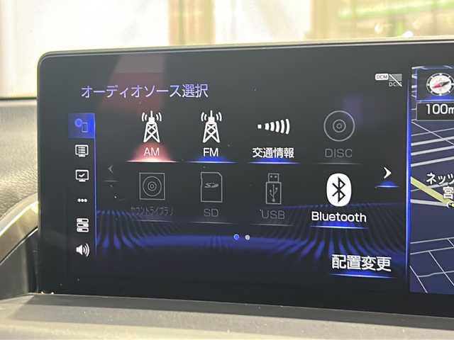 レクサス ＮＸ 300h Fスポーツ 静岡県 2018(平30)年 6.9万km グラファイトブラックガラスフレーク 純正ナビ/・AM/FM/・CD/DVD/・サウンドライブラリ/・SD/・USB/・Bluetooth/・Miracast/・AUX/・フルセグTV/主要装備/・サンルーフ/・ルーフレール/・全方位カメラ/・ブラインドスポットモニター/・３眼ＬＥＤヘッドライト/・ワイヤレス充電/・純正１８インチアルミ/・レーダー探知機/・レーダークルーズコントロール/・ドライブレコーダー/・ヘッドアップディスプレイ/・プリクラッシュセーフティ/・運転席+助手席シートヒーター/・運転席+助手席ベンチレーション/・パワーバックドア/・オートハイビーム/・ステアリングヒーター