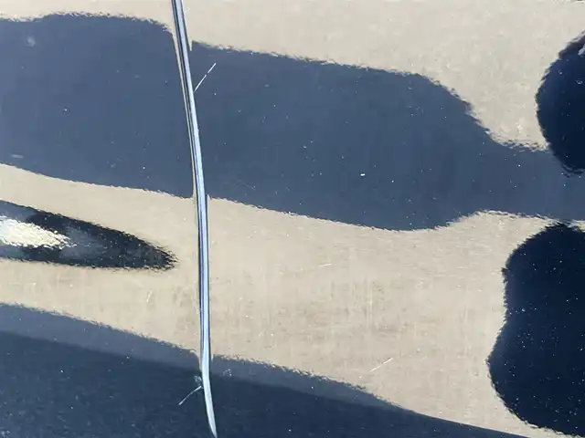 トヨタ エスクァイア Gi プレミアムパッケージ 岡山県 2019(令1)年 7.8万km ブラック 登録時走行距離 77825km/純正10インチナビ(NSZN-Z68T)/　(CD/DVD/フルセグTV/Bluetooth)/純正12.1インチフリップダウンモニター（V12T-R68C）/バックカメラ/衝突被害軽減システム/車線逸脱警報（レーンキープアシスト）/コーナーセンサー/ビルトインETC/両側パワースライドドア/ブラウンハーフレザーシート/シートヒーター（D・N席）/ステアリングヒーター/革巻きステアリング/ステアリングスイッチ/純正LEDヘッドライト/フォグライト/オートライト/オートマチックハイビーム/プッシュスタート/スマートキー/自動防眩式ルームミラー/MTモード付きAT/アイドリングストップ/純正アルミホイール 15インチ/ロールサンシェード/電動格納ミラー/オートリトラミラー/純正フロアマット車載/横滑防止装置/盗難防止装置/取扱説明書/新車時整備手帳（保証書）