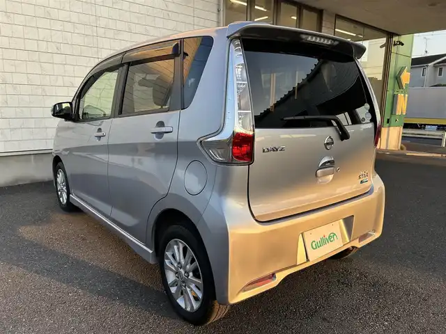 日産 デイズ ハイウェイスターX 埼玉県 2014(平26)年 7.9万km クールシルバー 純正ナビ（CD、DVD、BT、AMFM）/バックカメラ/前方ドライブレコーダー/プッシュスタート/スマートキー/ドアバイザー/アイドリングストップ/保証書/車両/ナビ取扱説明書