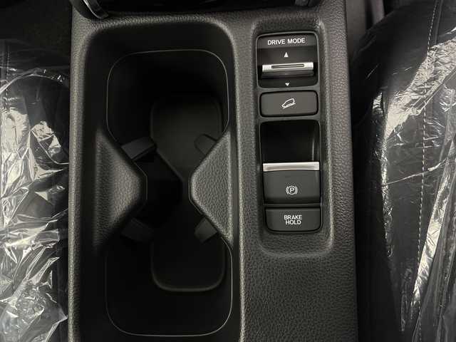 ホンダ ヴェゼル ハイブリッド e:HEV Z 新潟県 2025(令7)年 0.1千km クリスタルブラックパール ホンダセンシング/純正ナビ/　Bluetooth/フルセグTV/AndroidAuto/AppleCarPlay/バックカメラ/パワーバックドア/レーダークルーズコントロール/LEDオートライト/ハーフレザーシート/シートヒーター/純正18インチアルミホイール/パドルシフト/ブラインドスポットモニター/シーケンシャルウィンカー/ワイヤレス充電器/ステアリングヒーター