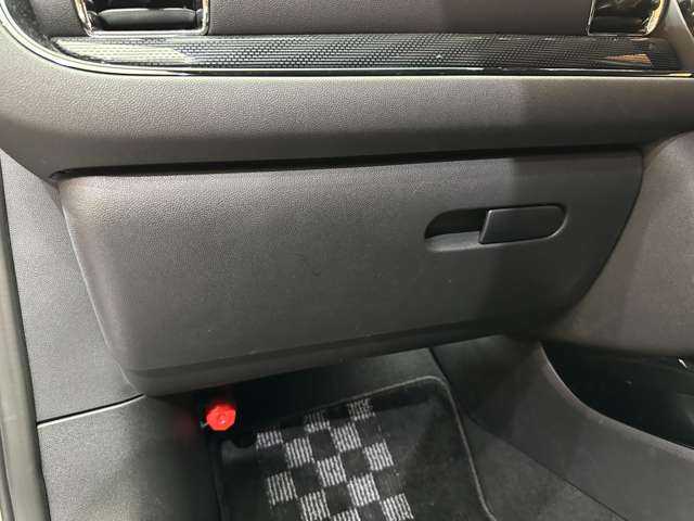 ＭＩＮＩ ミニ クラブマン クーパーD 千葉県 2019(令1)年 4.1万km エメラルドグレー ＡＣＣ　/純正ナビ　/バックカメラ　/リアＰＤＣ　/ＯＰ１７インチＡＷ　/コンフォートアクセス　/ドライビングモード　/シートヒーター　/ＭＩＮＩエキサイトメントＰＫＧ　/インテリジェントセーフティ　/ＬＥＤヘッドライト