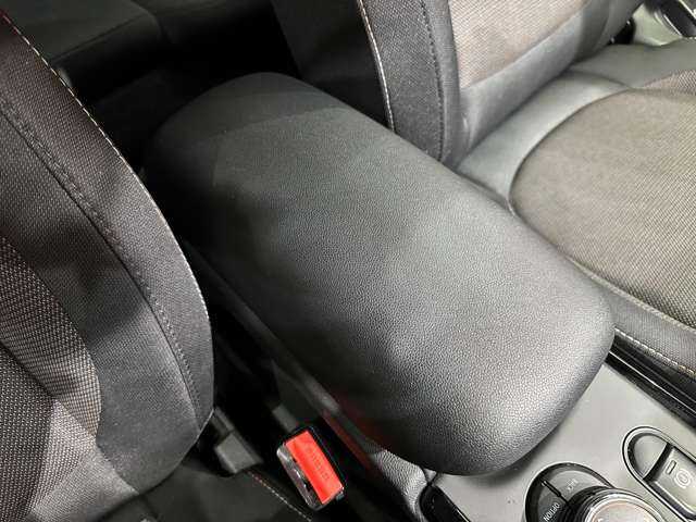 ＭＩＮＩ ミニ クラブマン クーパーD 千葉県 2019(令1)年 4.1万km エメラルドグレー ＡＣＣ　/純正ナビ　/バックカメラ　/リアＰＤＣ　/ＯＰ１７インチＡＷ　/コンフォートアクセス　/ドライビングモード　/シートヒーター　/ＭＩＮＩエキサイトメントＰＫＧ　/インテリジェントセーフティ　/ＬＥＤヘッドライト