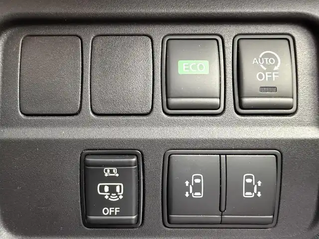 日産 セレナ ハイウェイスター G 愛知県 2017(平29)年 4.9万km マルーンレッド 純正SDナビ（SD確認できず）/全方位カメラ/プロパイロット/両側パワースライドドア/デジタルインナーミラー/純正フリップダウン/ETC/フロアマット/オートライト/スマートキー/純正LEDライト/ハーフレザー/電子パーキング/オートホールド/電動格納ミラー/ロールサンシェード/後席USB差し口/純正16インチAW