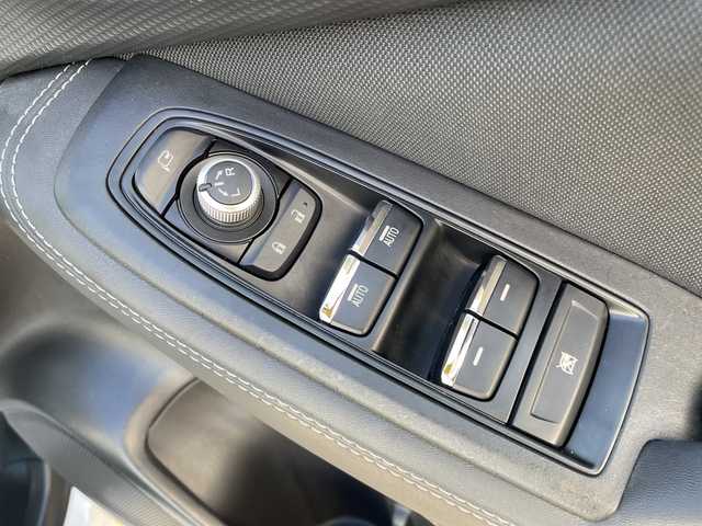 スバル フォレスター プレミアム 石川県 2018(平30)年 7.2万km クリスタルホワイトP ダイアトーンナビ　フルセグＴＶ　バック＆サイドカメラ　ＬＥＤヘッドライト　パワーバックドア　レーダークルーズ　デジタルミラー　ブラインドスポット　ＥＴＣ　ドラレコ　シートヒーター　スマートキー