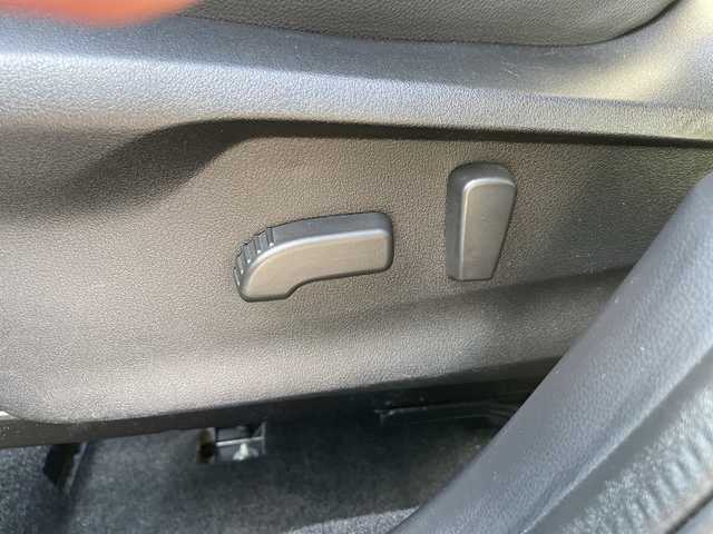 スバル フォレスター プレミアム 石川県 2018(平30)年 7.2万km クリスタルホワイトP ダイアトーンナビ　フルセグＴＶ　バック＆サイドカメラ　ＬＥＤヘッドライト　パワーバックドア　レーダークルーズ　デジタルミラー　ブラインドスポット　ＥＴＣ　ドラレコ　シートヒーター　スマートキー