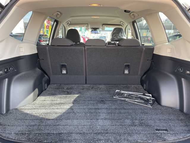 スバル フォレスター プレミアム 石川県 2018(平30)年 7.2万km クリスタルホワイトP ダイアトーンナビ　フルセグＴＶ　バック＆サイドカメラ　ＬＥＤヘッドライト　パワーバックドア　レーダークルーズ　デジタルミラー　ブラインドスポット　ＥＴＣ　ドラレコ　シートヒーター　スマートキー