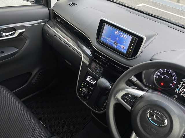 ダイハツ ムーヴ カスタム X LTD SAⅢ 山口県 2020(令2)年 2.5万km ブラックマイカメタリック 純正ディスプレイオーディオ　【DUK-W69D】/・Bluetooth接続/・アラウンドビューモニター/・CD/DVD/・スマホ連携(HDMI入力)/スマートアシスト/・衝突警報機能/・ブレーキ制御付誤発進抑制機能/・車線逸脱警報機能/・ふらつき警報/・先行車発進お知らせ機能/・標識認識機能/・レーンキープコントロール/・アイドリングストップ/・コーナーセンサー/マルチインフォメーションディスプレイ/ステアリングリモコン/USB入力端子/LEDオートライト/LEDフォグランプ/オートハイビーム/後席ISOFIXシート/分割可倒式リアシート/UVカットプライバシーガラス/WSRSエアバッグ/運転席シートリフター/後席シートスライド機構/ベンチシート/アームレスト/シートヒーター/スマートキー/イモビライザー/プッシュスタート/純正フロアマット/純正14インチアルミホイール/純正ドアバイザー/ウィンカーミラー/ロック連動自動開閉ドアミラー/取り扱い説明書/保証書