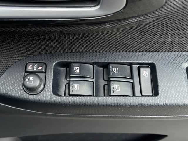 ダイハツ ムーヴ カスタム X LTD SAⅢ 山口県 2020(令2)年 2.5万km ブラックマイカメタリック 純正ディスプレイオーディオ　【DUK-W69D】/・Bluetooth接続/・アラウンドビューモニター/・CD/DVD/・スマホ連携(HDMI入力)/スマートアシスト/・衝突警報機能/・ブレーキ制御付誤発進抑制機能/・車線逸脱警報機能/・ふらつき警報/・先行車発進お知らせ機能/・標識認識機能/・レーンキープコントロール/・アイドリングストップ/・コーナーセンサー/マルチインフォメーションディスプレイ/ステアリングリモコン/USB入力端子/LEDオートライト/LEDフォグランプ/オートハイビーム/後席ISOFIXシート/分割可倒式リアシート/UVカットプライバシーガラス/WSRSエアバッグ/運転席シートリフター/後席シートスライド機構/ベンチシート/アームレスト/シートヒーター/スマートキー/イモビライザー/プッシュスタート/純正フロアマット/純正14インチアルミホイール/純正ドアバイザー/ウィンカーミラー/ロック連動自動開閉ドアミラー/取り扱い説明書/保証書