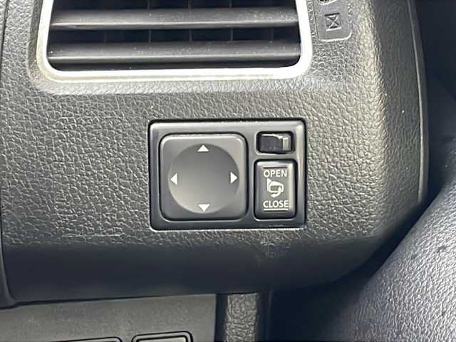 日産 セレナ ハイウェイスター Vセレ+SaftyⅡ 青森県 2015(平27)年 9.9万km ダイヤモンドブラック ・4WD/・純正SDナビ/・DVD/BT/フルセグTV/・両側パワースライドドア/・衝突被害軽減ブレーキ/・クルーズコントロール/・レーンキープアシスト/・横滑り防止装置/・前後コーナーセンサー/・アラウンドビューモニター/・オートライト/・LEDヘッドライト/・LEDフォグランプ/・純正AW15インチ/・ETC/・アイドリングストップ/・スマートキー