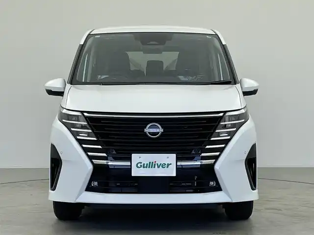 日産 セレナ e－パワー ハイウェイスター V 群馬県 2024(令6)年 0.1万km未満 プリズムホワイト 純正１２．３型ナビ　パワスラ　プロパイロット　全方位カメラ　ワイヤレス充電器　衝突軽減　ＡＣＣ　デジタルインナーミラー　クリアランスソナー　前後純正ドラレコ　ビルトインＥＴＣ　レーンキープアシスト