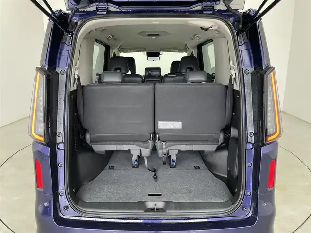 日産 セレナ ハイウェイスター V 埼玉県 2024(令6)年 0.1万km未満 アズライトブルー プロパイロット/アラウンドビューモニター/ACC/BSM/インテリジェントルームミラー/コーナーセンサー/両側パワースライドドア/メーカー12.3インチナビ/　フルセグTV/BT/HDMI/Apps/USB/置くだけ充電/パドルシフト/AUTOHOLD/AUTOライト/ETC2.0/スペアキー
