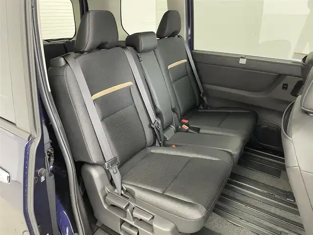 日産 セレナ ハイウェイスター V 埼玉県 2024(令6)年 0.1万km未満 アズライトブルー プロパイロット/アラウンドビューモニター/ACC/BSM/インテリジェントルームミラー/コーナーセンサー/両側パワースライドドア/メーカー12.3インチナビ/　フルセグTV/BT/HDMI/Apps/USB/置くだけ充電/パドルシフト/AUTOHOLD/AUTOライト/ETC2.0/スペアキー