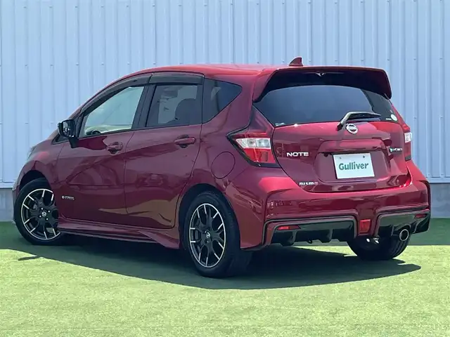 日産 ノート e－パワー ニスモ 香川県 2018(平30)年 4.3万km ガーネットレッド 登録時走行距離：42791km/ディーラー純正ナビ/　CD DVD BT フルセグTV/バックカメラ/エマージェンシーブレーキ/レーンキープアシスト/ETC/ドライブレコーダー/アイドリングストップ/横滑り防止装置/プッシュスタート/スマートキー/スペアキー