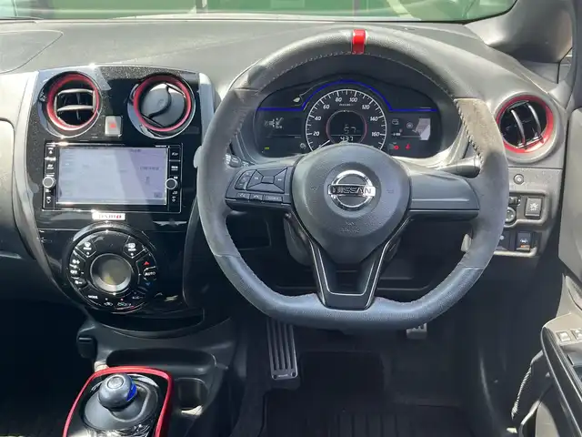 日産 ノート e－パワー ニスモ 香川県 2018(平30)年 4.3万km ガーネットレッド 登録時走行距離：42791km/ディーラー純正ナビ/　CD DVD BT フルセグTV/バックカメラ/エマージェンシーブレーキ/レーンキープアシスト/ETC/ドライブレコーダー/アイドリングストップ/横滑り防止装置/プッシュスタート/スマートキー/スペアキー