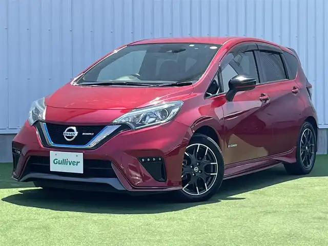 日産 ノート e－パワー ニスモ 香川県 2018(平30)年 4.3万km ガーネットレッド 登録時走行距離：42791km/ディーラー純正ナビ/　CD DVD BT フルセグTV/バックカメラ/エマージェンシーブレーキ/レーンキープアシスト/ETC/ドライブレコーダー/アイドリングストップ/横滑り防止装置/プッシュスタート/スマートキー/スペアキー