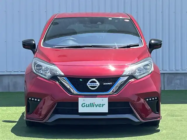 日産 ノート e－パワー ニスモ 香川県 2018(平30)年 4.3万km ガーネットレッド 登録時走行距離：42791km/ディーラー純正ナビ/　CD DVD BT フルセグTV/バックカメラ/エマージェンシーブレーキ/レーンキープアシスト/ETC/ドライブレコーダー/アイドリングストップ/横滑り防止装置/プッシュスタート/スマートキー/スペアキー