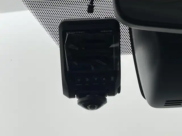 トヨタ ヴォクシー ZS 煌Ⅲ 埼玉県 2021(令3)年 3.4万km ホワイトパールクリスタルシャイン アルパイン１１インチナビ　バックカメラ　両側パワースライドドア　ハーフレザーシート　セーフティセンス　クルーズコントロール　ＥＴＣ　ＬＥＤヘッドライト　コーナーセンサー　オートライト　スマートキー