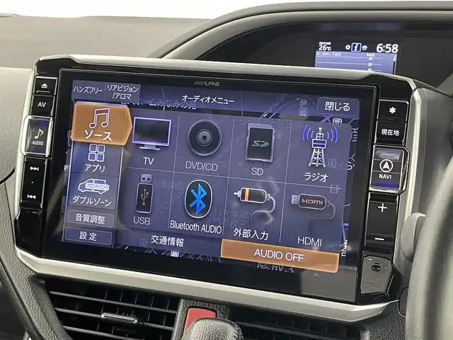 トヨタ ヴォクシー ZS 煌Ⅲ 埼玉県 2021(令3)年 3.4万km ホワイトパールクリスタルシャイン アルパイン１１インチナビ　バックカメラ　両側パワースライドドア　ハーフレザーシート　セーフティセンス　クルーズコントロール　ＥＴＣ　ＬＥＤヘッドライト　コーナーセンサー　オートライト　スマートキー