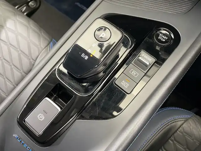 日産 ノート オーテック 栃木県 2021(令3)年 2.6万km オーロラフレアブルーパール 純正９インチナビ　/(CD/DVD/フルセグTV/Bluetooth)　/バックモニター　/エマージェンシーブレーキ/ドライブレコーダー/コーナーセンサー/AUTECHレザーシート(合皮)/オートライト/ステアリングスイッチ　/電動格納ミラー/純正AW/純正フロアマット