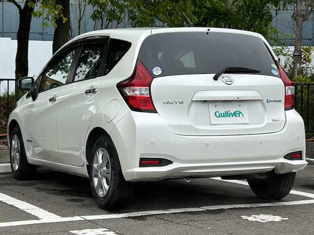 日産 ノート e－パワー X 宮城県 2018(平30)年 4.8万km ブリリアントホワイトパール 純正SDナビ/フルセグTV/Bluetooth接続可能/ドライブレコーダー/インテリジェントエマージェンシーブレーキ/クリアランスソナー/インテリジェントルームミラー/VDC（ビークルダイナミクスコントロール）/LDW（車線逸脱警報）/ETC/LEDライト/オートライト/純正フロアマット/フルフラットシート