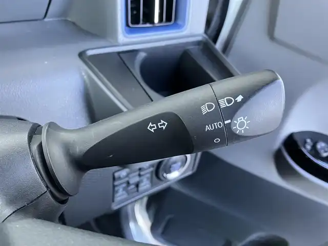 ダイハツ タント カスタム X 高知県 2019(令1)年 4万km シャイニングホワイトパール メモリナビ/バックカメラ/ETC/スマートキー/Bluetooth接続/CD/純正フロアマット/オートマチックハイビーム/LEDヘッドライト/横滑り防止装置/レーンキープアシスト/衝突被害軽減システム/プッシュスタート/地デジ