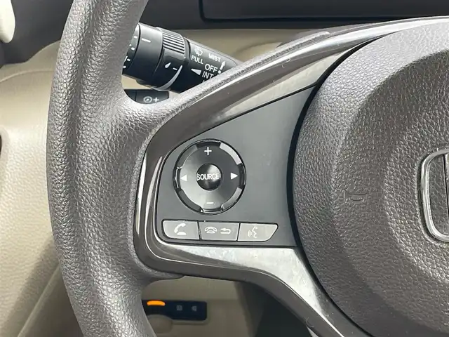 ホンダ Ｎ ＢＯＸ G L ホンダセンシング 埼玉県 2018(平30)年 8.3万km プレミアムホワイトパールⅡ (株)IDOMが運営する【じしゃロン川越店】の自社ローン専用車両になります。こちらは現金またはオートローンご利用時の価格です。自社ローンご希望の方は別途その旨お申付け下さい/純正ＳＤナビ/（AM/FM/CD/DVD/BT)/バックカメラ　/フルセグＴＶ　/ＥＴＣ　/ホンダセンシング　/衝突安全軽減ブレーキ　/車線逸脱防止装置　/片側パワースライドドア　/ＬＥＤヘッドライト　/オートライト　/純正フロアマット　/ステアリングスイッチ
