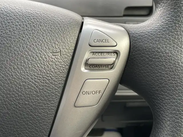 日産 セレナ ハイウェイスター Sエディション 岩手県 2016(平28)年 9.8万km ダイヤモンドブラック (株)IDOMが運営する【じしゃロン盛岡店】の自社ローン専用車両になりますこちらは現金またはオートローンご利用時の価格です。自社ローンご希望の方は別途その旨お申付け下さい/純正オーディオ/AM/FM/CD/AUX/片側PWスライドドア/クルーズコントロール/エマージェンシーブレーキ/レーンキープアシスト/プッシュスタート/スマートキー/ドアバイザー/フロアマット
