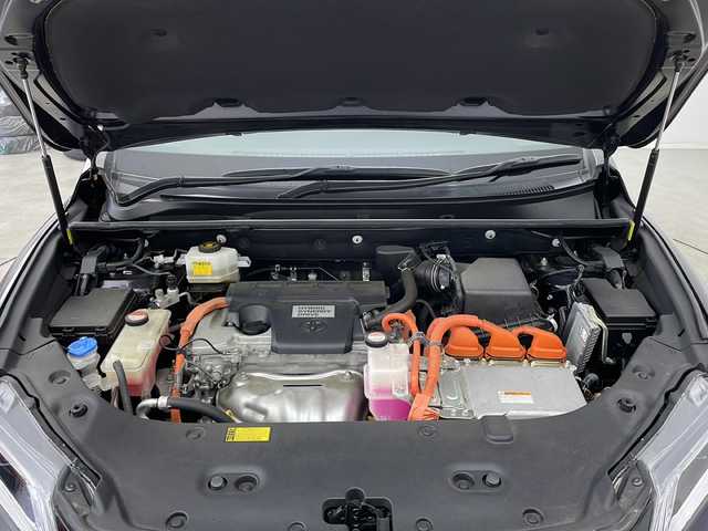 トヨタ ハリアー ハイブリッド エレガンス 新潟県 2015(平27)年 2.9万km 黒 純正ナビ/ビルトインETC/純正アルミ/純正フロアマット/運転席パワーシート/衝突軽減装置/バックカメラ