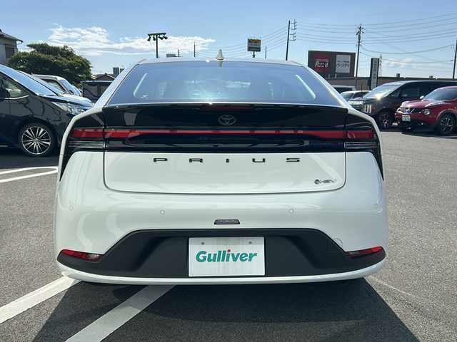 トヨタ プリウス X 岐阜県 2024(令6)年 0.6万km スーパーホワイトⅡ 登録時走行距離5891km/12.3インチSDナビ /フルセグTV /バックカメラ /ETC2.0 /100V充電 /LEDライト /オートライト /オートマチックハイビーム /寒冷地仕様 /スペアタイヤ /スマートキー /スペアキー /プッシュスタート/クルーズコントロール/Bluetooth接続/アイドリングストップ/レーンキープアシスト/横滑り防止装置/盗難防止装置