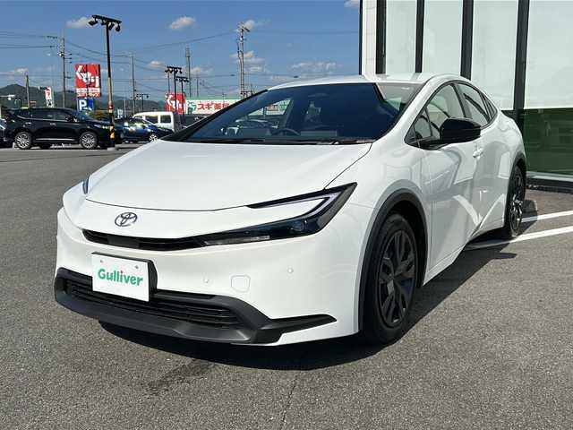 トヨタ プリウス X 岐阜県 2024(令6)年 0.6万km スーパーホワイトⅡ 登録時走行距離5891km/12.3インチSDナビ /フルセグTV /バックカメラ /ETC2.0 /100V充電 /LEDライト /オートライト /オートマチックハイビーム /寒冷地仕様 /スペアタイヤ /スマートキー /スペアキー /プッシュスタート/クルーズコントロール/Bluetooth接続/アイドリングストップ/レーンキープアシスト/横滑り防止装置/盗難防止装置