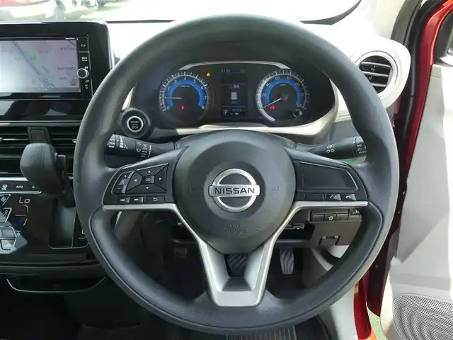 日産 デイズ X 千葉県 2020(令2)年 4.1万km スパークリングレッドM エマージェンシーブレーキ/純正SDナビ/地デジTV/【DVD/CD再生機能　Bluetooth接続】/アラウンドビューモニター/ETC/ウインカーミラー/コーナーセンサー/純正14インチアルミホイル/サイド/カーテンエアバッグ/インテリジェントキー