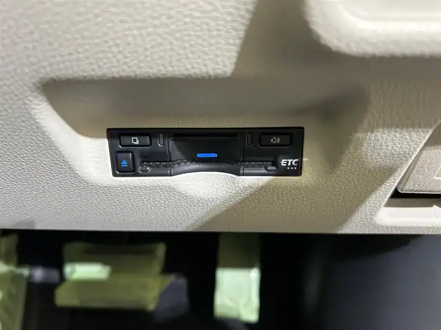 トヨタ シエンタ ハイブリッド Z 愛媛県 2023(令5)年 0.7万km ブラック 純正10.5インチナビ/(Bluetooth/フルセグ)/バックカメラ/両側電動スライドドア/衝突被害軽減ブレーキ/レーンキープアシスト/前後コーナーセンサー/レーダークルーズコントロール/ブラインドスポットモニター/オートマチックハイビーム/オートライト/ETC/100V充電/サイドサンシェード/ステアリングスイッチ/ドライブモード/EVモード/スペアキー/保証書/取扱説明書
