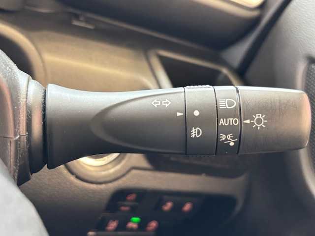 スズキ ソリオ バンディット HV MV 埼玉県 2021(令3)年 0.7万km ピュアホワイトP スズキセーフティサポート/純正9インチナビ/ CD/DVD/BT/フルセグ/USB/アラウンドビューモニター/両側電動スライドドア/ヘッドアップディスプレイ/シートヒーター/LEDヘッドライト/純正15インチアルミホイール/ETC/スマートキー×2/禁煙車