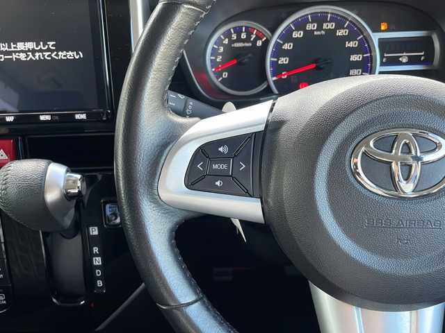 トヨタ ルーミー カスタムG－T 山口県 2020(令2)年 4.9万km ブラックマイカメタリック/レーザーブルークリスタルシャイン 2トーン 純正9インチSDナビ　【NSZT-Y68T】/・Bluetooth接続/・フルセグTV/・DVD再生機能有/・バックカメラ/ETC2.0/ドライブレコーダー/Toyota Safety Sense/・衝突警報機能/・誤発進抑制制御機能/・車線逸脱警報機能/・先行者発進お知らせ機能/・レーダークルーズコントロール/純正フロアマット/両側パワースライドドア/シートヒーター/純正15インチアルミホイール/純正LEDライト/フォグライト/オートマチックハイビーム/フロントエアロ　【モデリスタ】/ドアバイザー/クリアランスソナー/保証書/取扱説明書