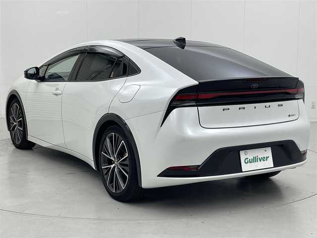 トヨタ プリウス Z 茨城県 2023(令5)年 3.3万km プラチナホワイトパールマイカ 純正12.3型DA/全周囲カメラ/フルセグ/パノラマルーフ/ワイヤレス充電/アドバンストパーク/衝突被害軽減ブレーキ/車線逸脱抑制装置/レーダークルーズコントロール/オートマチックハイビーム/クリアランスソナー/BSM/ETC2.0/ドラレコ/シートヒーター/ベンチレーション/ステアリングヒーター/純正19インチAW/LEDヘッドライト/スマートキー