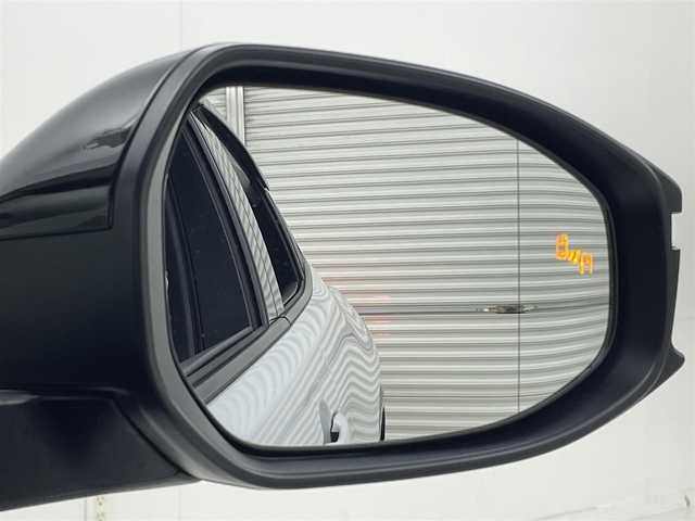 トヨタ プリウス Z 茨城県 2023(令5)年 3.3万km プラチナホワイトパールマイカ 純正12.3型DA/全周囲カメラ/フルセグ/パノラマルーフ/ワイヤレス充電/アドバンストパーク/衝突被害軽減ブレーキ/車線逸脱抑制装置/レーダークルーズコントロール/オートマチックハイビーム/クリアランスソナー/BSM/ETC2.0/ドラレコ/シートヒーター/ベンチレーション/ステアリングヒーター/純正19インチAW/LEDヘッドライト/スマートキー