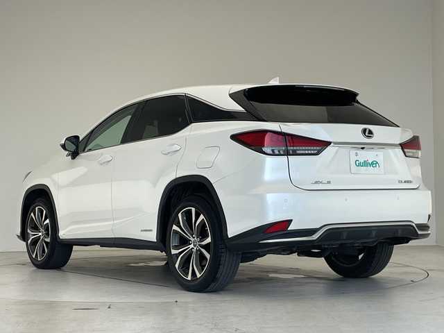 レクサス ＲＸ 450h バージョンL 愛知県 2020(令2)年 4.6万km ソニッククォーツ 純正12.3型ナビ/三眼LEDヘッドライト/全方位カメラ/サンルーフ/本革シート/レーダークルーズコントロール/電動リアゲート/パワーシート/シートヒーター/エアシート/ヘッドアップディスプレイ/コーナーセンサー/純正アルミホイール/ETC2.0/ブラインドスポットモニター/パドルシフト/ステアリングヒーター/レーンキープアシスト/オートマチックハイビーム/ドライブレコーダー/衝突軽減システム/フルセグ/CD DVD/Bluetooth/ステアリングスイッチ/スマートキー/プッシュスタート