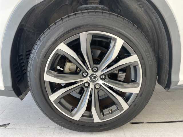 レクサス ＲＸ 450h バージョンL 愛知県 2020(令2)年 4.6万km ソニッククォーツ 純正12.3型ナビ/三眼LEDヘッドライト/全方位カメラ/サンルーフ/本革シート/レーダークルーズコントロール/電動リアゲート/パワーシート/シートヒーター/エアシート/ヘッドアップディスプレイ/コーナーセンサー/純正アルミホイール/ETC2.0/ブラインドスポットモニター/パドルシフト/ステアリングヒーター/レーンキープアシスト/オートマチックハイビーム/ドライブレコーダー/衝突軽減システム/フルセグ/CD DVD/Bluetooth/ステアリングスイッチ/スマートキー/プッシュスタート