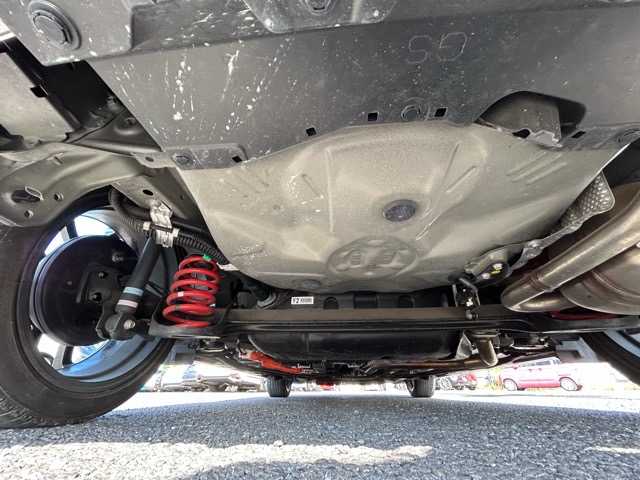 トヨタ アクア G GRスポーツ 17インチPKG 千葉県 2019(令1)年 2.1万km グレーメタリック 純正メモリナビ/CD/DVD/Bluetooth/フルセグTV/バックカメラ/ETC2.0/ドライブレコーダー/プリクラッシュセーフティ/レーンディパーチャアラート/先行車発進お知らせ/オートハイビーム/クルーズコントロール/ハーフレザーシート/スペアキー×１/純正17インチアルミホイール/純正フロアマット/保証書