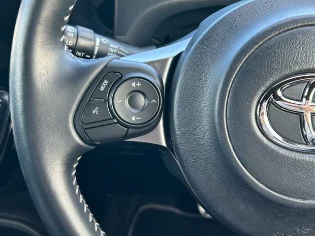 トヨタ アクア G GRスポーツ 17インチPKG 千葉県 2019(令1)年 2.1万km グレーメタリック 純正メモリナビ/CD/DVD/Bluetooth/フルセグTV/バックカメラ/ETC2.0/ドライブレコーダー/プリクラッシュセーフティ/レーンディパーチャアラート/先行車発進お知らせ/オートハイビーム/クルーズコントロール/ハーフレザーシート/スペアキー×１/純正17インチアルミホイール/純正フロアマット/保証書