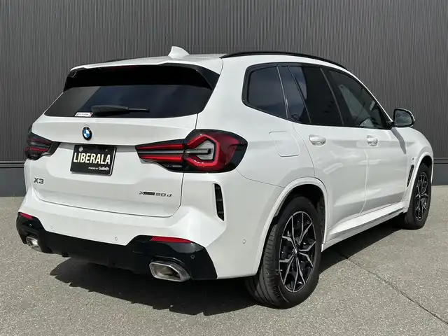 ＢＭＷ ＢＭＷ Ｘ３ xDrive20d Mスポーツ 道東・釧路十勝 2022(令4)年 2.7万km ミネラルホワイト ４WD/電動パノラマ・ガラス・サンルーフ/BMWライブ・コックピット：/　　12.3インチ マルチ・ディスプレイ・メーター・パネル/　　12.3インチワイド・コントロール・ディスプレイ（タッチ・パネル機能付）/　　 HDDナビゲーション・システム（VICS 3メディア対応）/360°ビューカメラ/ミラーETC/純正ドライブレコーダー/レーダー探知機/ドライビング・アシスト・プロフェッショナル/アクティブクルーズコントロール/レーンキーピングアシスト/パーキングアシストプラス/ヴァーネスカ・レザー・シート/フロントパワーシート/全席シートヒーター/ステアリングヒーター/3ゾーン・オートマチック・エア・コンディショナー/パワーバックドア/純正17インチAW/純正フロアマット/保証書