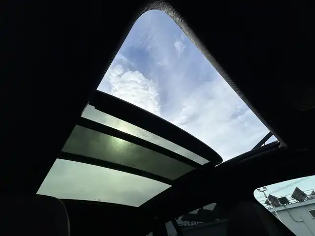 ＢＭＷ ＢＭＷ Ｘ３ xDrive20d Mスポーツ 道東・釧路十勝 2022(令4)年 2.7万km ミネラルホワイト ４WD/電動パノラマ・ガラス・サンルーフ/BMWライブ・コックピット：/　　12.3インチ マルチ・ディスプレイ・メーター・パネル/　　12.3インチワイド・コントロール・ディスプレイ（タッチ・パネル機能付）/　　 HDDナビゲーション・システム（VICS 3メディア対応）/360°ビューカメラ/ミラーETC/純正ドライブレコーダー/レーダー探知機/ドライビング・アシスト・プロフェッショナル/アクティブクルーズコントロール/レーンキーピングアシスト/パーキングアシストプラス/ヴァーネスカ・レザー・シート/フロントパワーシート/全席シートヒーター/ステアリングヒーター/3ゾーン・オートマチック・エア・コンディショナー/パワーバックドア/純正17インチAW/純正フロアマット/保証書