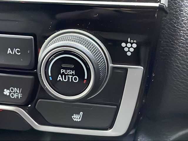 ホンダ ＣＲ－Ｖ ハイブリッド EX 岩手県 2019(平31)年 7.5万km ミッドナイトブルービームM 寒冷地仕様　純正ナビ　フルセグ　バックＣ　ＤＶＤ再生　メモリ付電動シート　ビルドインＥＴＣ２．０　ＢＳＭ　パドルシフト　レーダークルーズ　シートヒーター　ヒーター付電格ミラー　純正１８ＡＷ　スペアキー