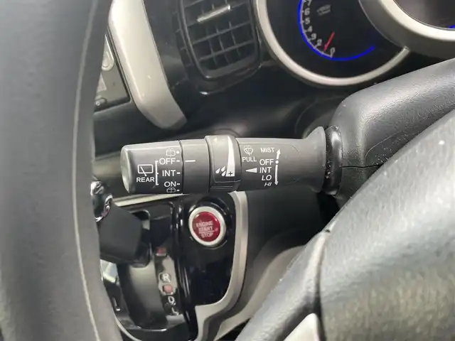 ホンダ Ｎ ＢＯＸ カスタム G SSパッケージ 和歌山県 2014(平26)年 9.6万km プレミアムホワイトパール (株)IDOMが運営する【じしゃロン和歌山店】の自社ローン専用車両になります。こちらは現金またはオートローンご利用時の価格です。自社ローンご希望の方は別途その旨お申付け下さい/純正ナビ/ワンセグテレビ/Bluetooth/DVD/バックカメラ/アイドリングストップ/ウィンカーミラー/ドアバイザー/プッシュスタート/両側パワースライドドア/HIDヘッドライト/オートライト/ETC/スマートキー