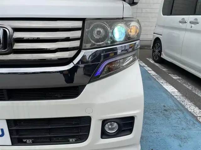 ホンダ Ｎ ＢＯＸ カスタム G SSパッケージ 和歌山県 2014(平26)年 9.6万km プレミアムホワイトパール (株)IDOMが運営する【じしゃロン和歌山店】の自社ローン専用車両になります。こちらは現金またはオートローンご利用時の価格です。自社ローンご希望の方は別途その旨お申付け下さい/純正ナビ/ワンセグテレビ/Bluetooth/DVD/バックカメラ/アイドリングストップ/ウィンカーミラー/ドアバイザー/プッシュスタート/両側パワースライドドア/HIDヘッドライト/オートライト/ETC/スマートキー