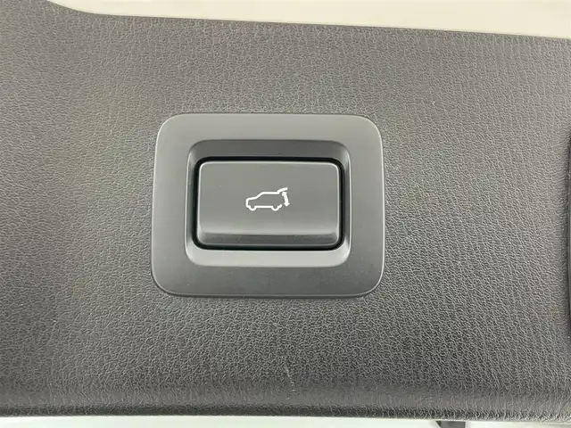 マツダ ＣＸ－５ XD プロアクティブ 岡山県 2022(令4)年 3.6万km スノーフレイクホワイトパールマイカ ドライビングポジションサポートパッケージ/　・運転席10wayパワーシート＆シートメモリー/　・運転席、助手席シートヒーター/　・ステアリングヒーター/360°ビュー・モニター/純正10.25インチナビ/・Bluetooth/CD/DVD/USB/Carplay/フルセグTV/レーダークルーズコントロール/電動リアゲート/純正17インチアルミホイール/ETC/アイドリングストップ/ブラインドスポットモニター/衝突軽減ブレーキ/レーンアシスト/踏み間違い防止/オートブレーキホールド/パドルシフト/ヘッドアップディスプレイ